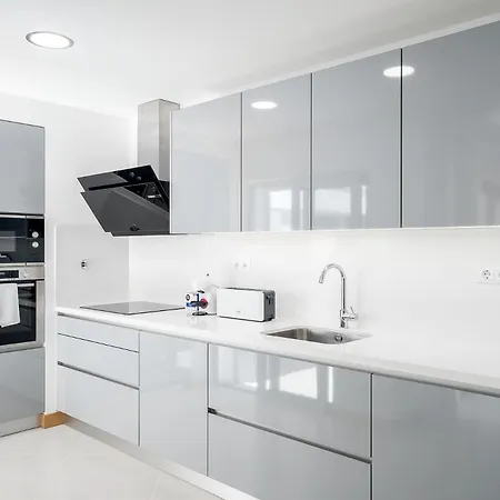 Elegant In By Ideal Homes Апартаменты