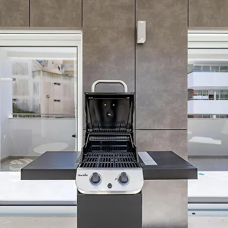 Апартаменты Elegant In By Ideal Homes *